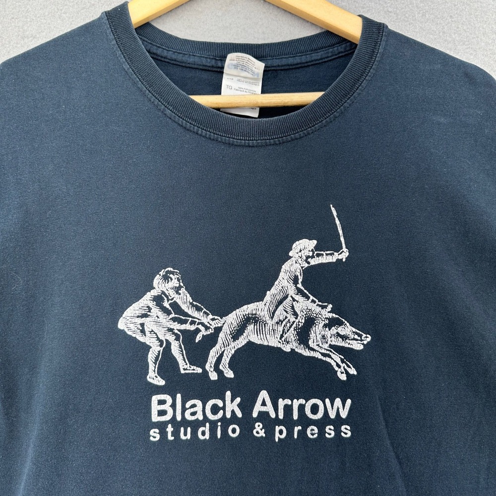 Y2K Black Arrow Studio & Press Graphic T-Shirt XL Publisher New England Book 00s
